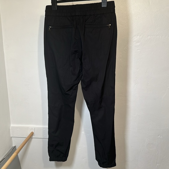 Men’s Vince Black Jogger Pants Rain Pants Size Medium - Picture 7 of 12